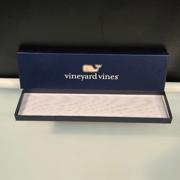 Vineyard Vines Whale Empty Gift Box With Paper Insert Neck Tie Packing - Picture 1 of 4